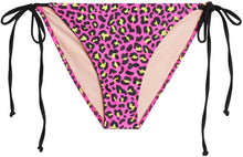 Load image into Gallery viewer, Neon Pink Leopard Full Coverage Scrunch Bottom
